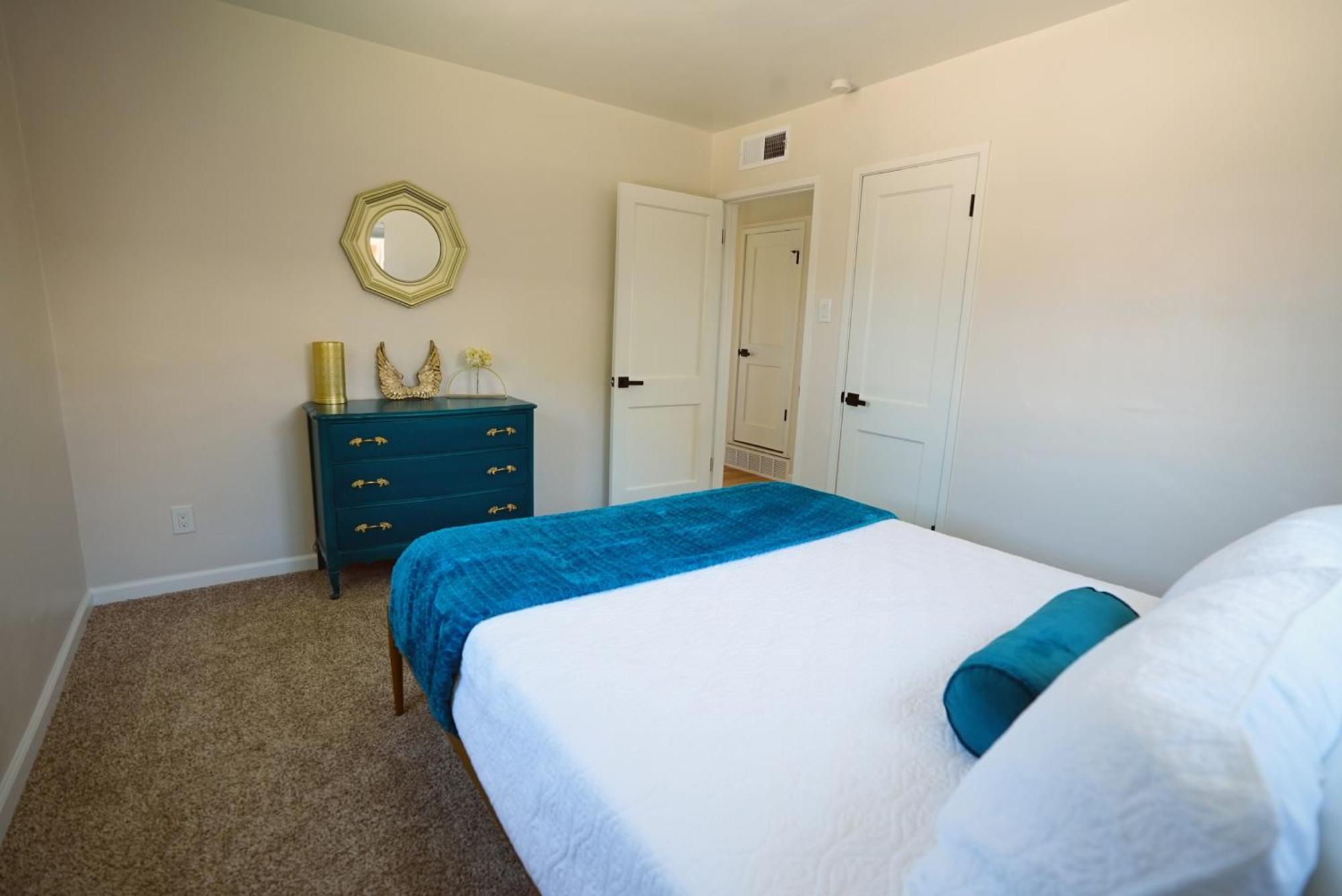 Centrally Located! Remodeled! Huge Backyard! The White House Albuquerque Dış mekan fotoğraf