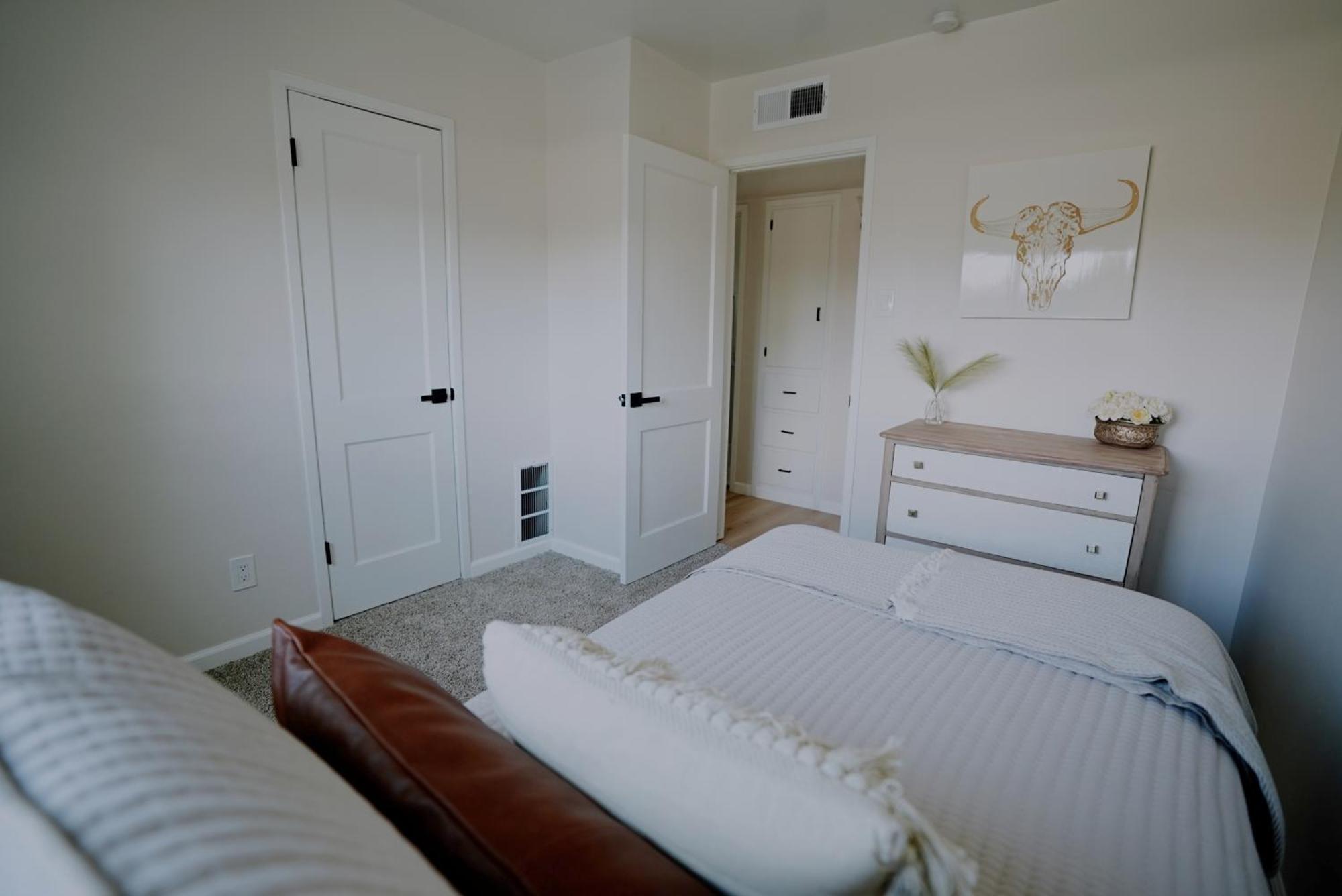 Centrally Located! Remodeled! Huge Backyard! The White House Albuquerque Dış mekan fotoğraf