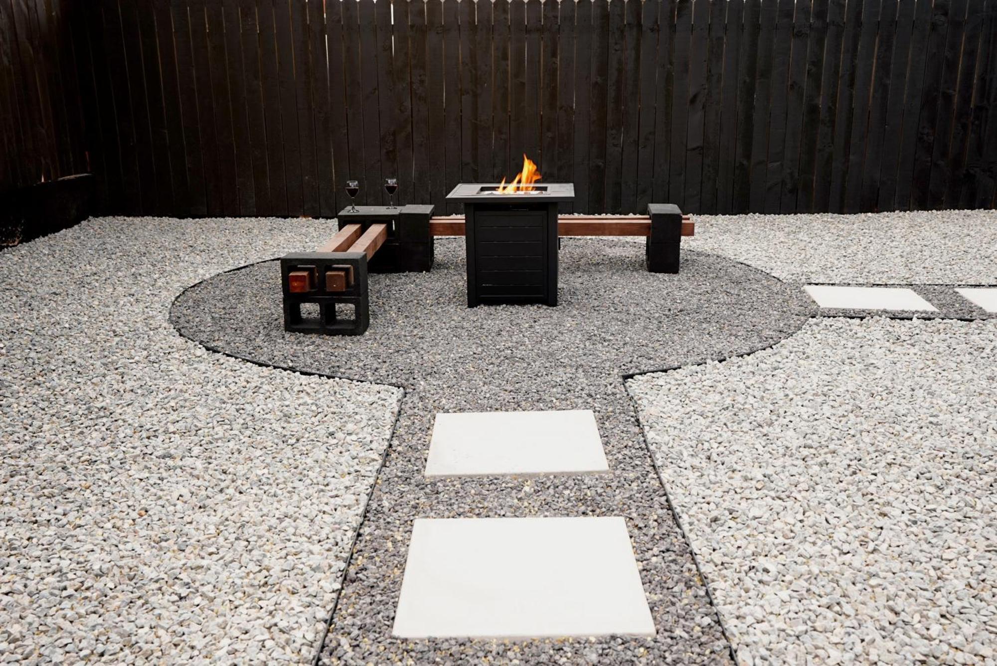 Centrally Located! Remodeled! Huge Backyard! The White House Albuquerque Dış mekan fotoğraf