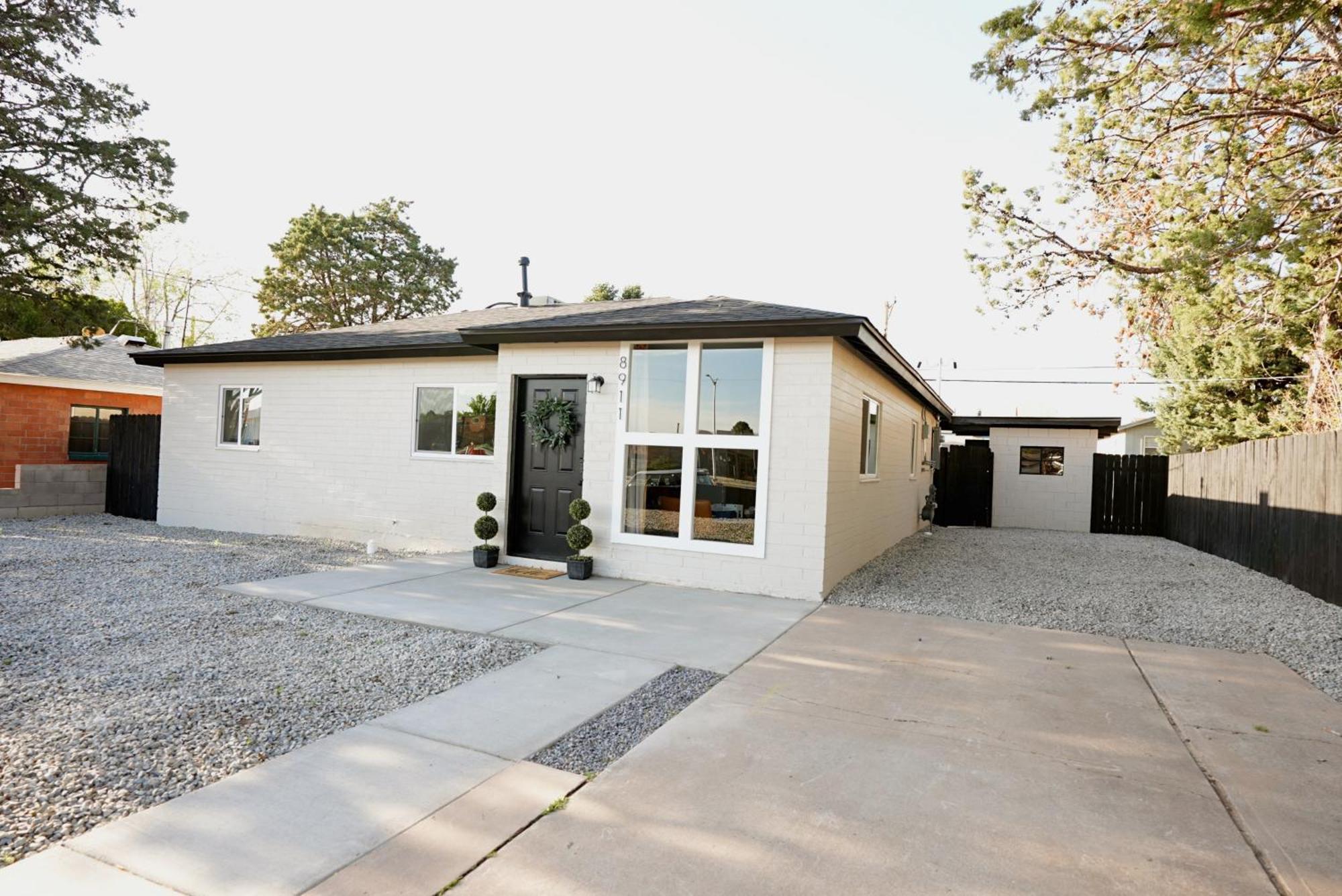 Centrally Located! Remodeled! Huge Backyard! The White House Albuquerque Dış mekan fotoğraf